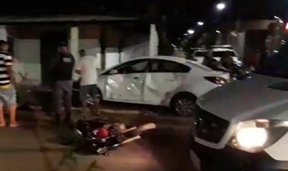 Bêbado, motorista colide carro contra duas motocicletas em VG 