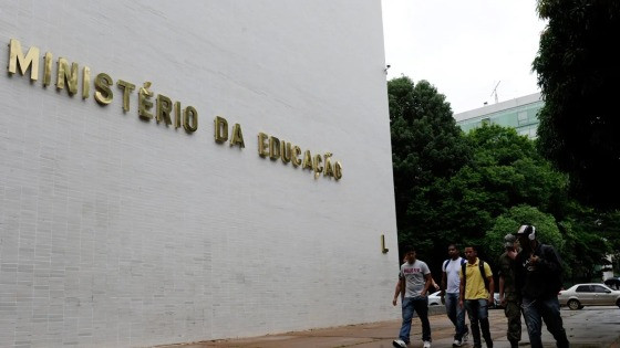 Bolsas estão ligadas ao Sistema Universidade Aberta do Brasil