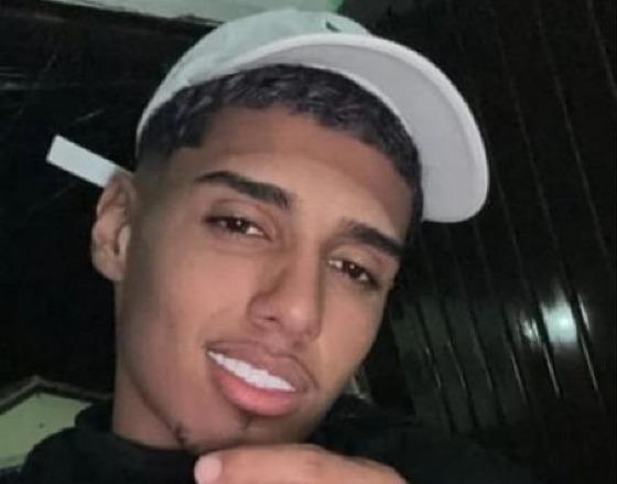Homem reage assalto em residência e mata jovem a tiros em VG