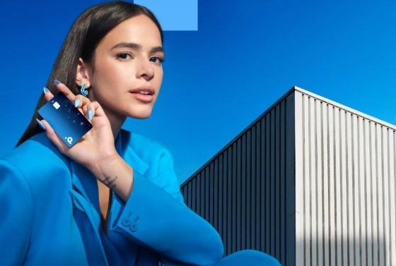 Bruna Marquezine é contratada por salário milionário para ser embaixadora de banco