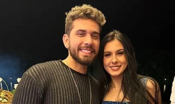 Ana Castela anuncia pela segunda vez fim do namoro com Gustavo Mioto