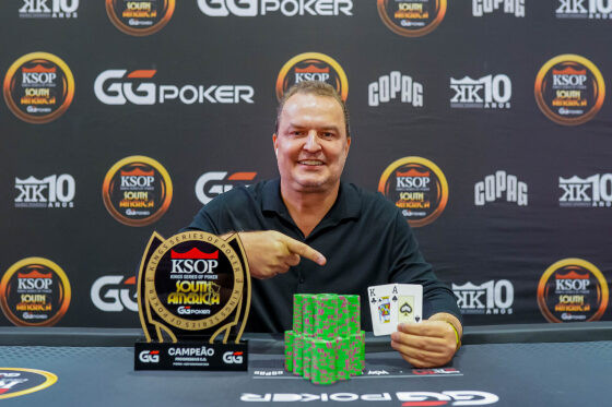 Max Russi leva R$ 345,5 mil em campeonato de poker