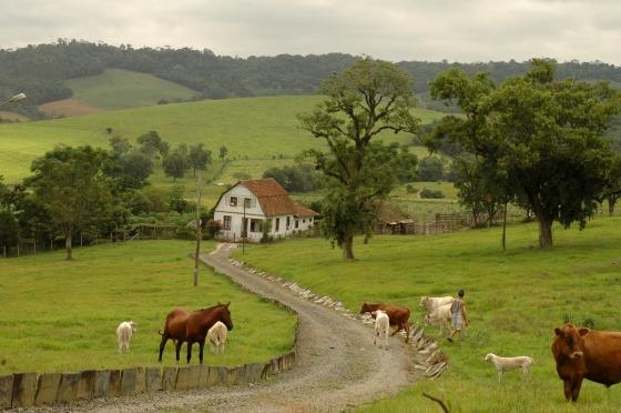 Foi definido regras para obter crédito junto ao Fundo da Terra e da Reforma Agrária 