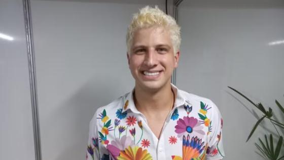 Prefeito João Campos, perde desafio e adota o visual "nevou" em estreia no Carnaval de Recife