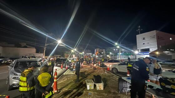 Blitz prende 8 pessoas por embriaguez ao volante na primeira noite de carnaval em Cuiabá 