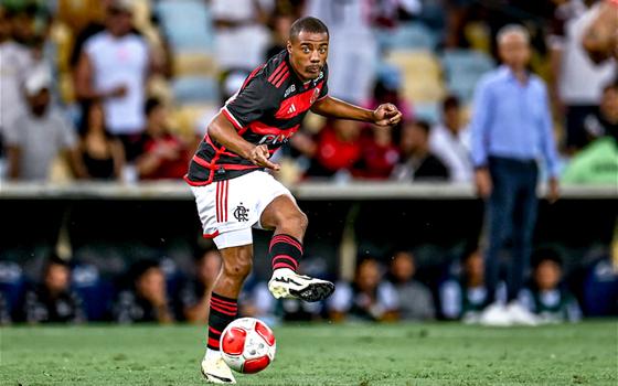 Com quatro desfalques, Flamengo enfrenta Bangu na Arena Batistão.