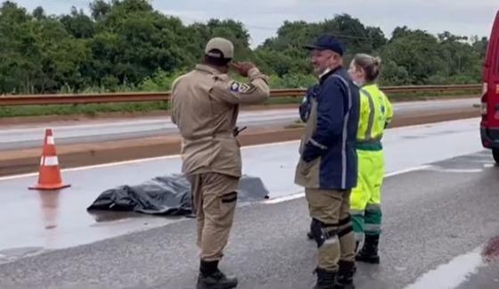 Motociclista na contramão morre ao colidir contra carro na BR-163