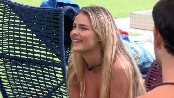 BBB 24: Bhoters se solidarizam com Yasmim Brunet e organizam desfile de "corpos imperfeitos" 