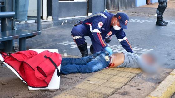 Assaltante é baleado após roubar loja de celulares no centro de Rondonópolis