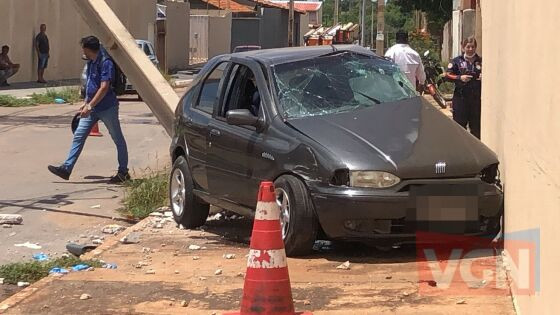 Homem morre em acidente entre caminhonete e carro em VG