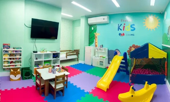 Mendes “barra” implantação de espaços kids em órgãos públicos estaduais