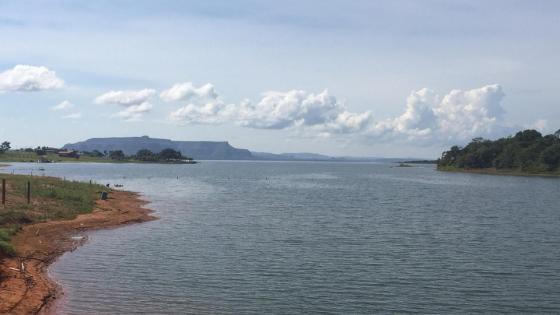 Jovem desaparece ao cair de jet ski no Lago do Manso