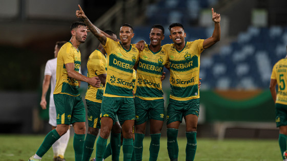 Cuiabá goleia Brasiliense e avança à semifinal da Copa Verde.