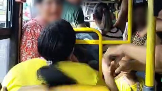 Mãe de crianças autistas é agredida em ônibus após pedir para ocupar acento preferencial 