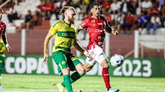 Cuiabá e Vila Nova duelam por vaga na final da Copa Verde.