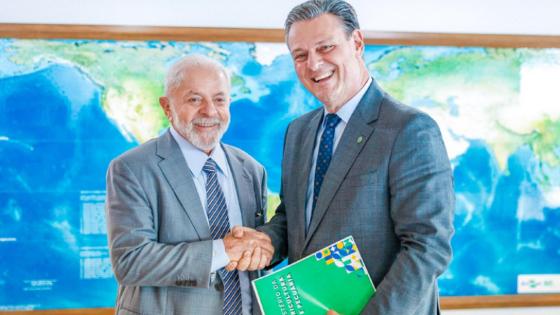 Com Lula, ministro Fávaro participa da cerimônia de comemoração da Embrapa 50+