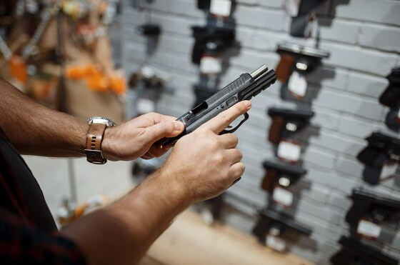 CCJ da Câmara aprova permissão para Estados legislarem sobre porte de armas