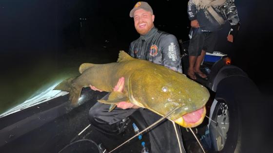 Gustavo Tubarão fisga Jaú de 18 kg no Pantanal Mato-Grossense