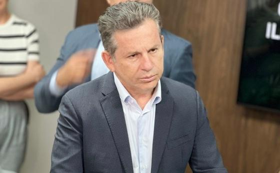 Mauro Mendes foi condenado por obra irregular na rede de esgoto de sua residência