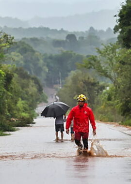 Defesa Civil alerta para risco de chuvas intensas e cheias no Rio Grande do Sul