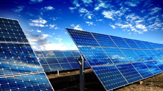 Prefeito sanciona Lei que autoriza empréstimo de R$ 116 mi para construir usina fotovoltaica em VG