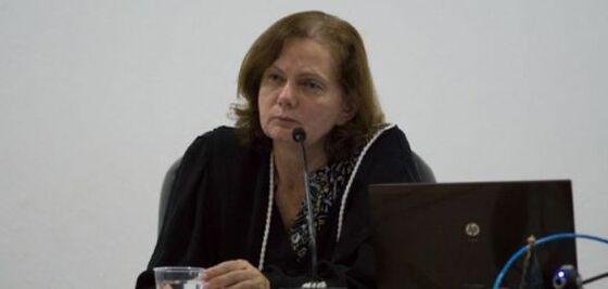 Juíza Monica Catarina Perri Siqueira