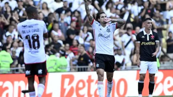 Flamengo faz história com goleada de 6 a 1 sobre o Vasco e assume a liderança do Brasileirão