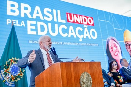 Recurso também será destinado para construção de novos campis universitários 