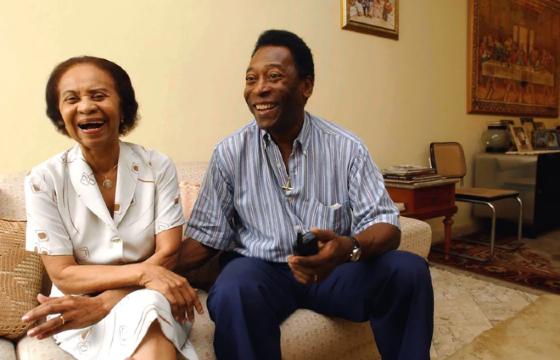 Celeste Arantes, mãe de Pelé, morre aos 101 anos 