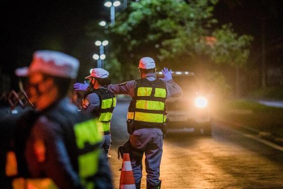 Onze pessoas são presas por embriaguez ao volante e 57 veículos removidos em Cuiabá 