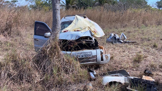 Motorista morre em colisão com carreta na MT-351.