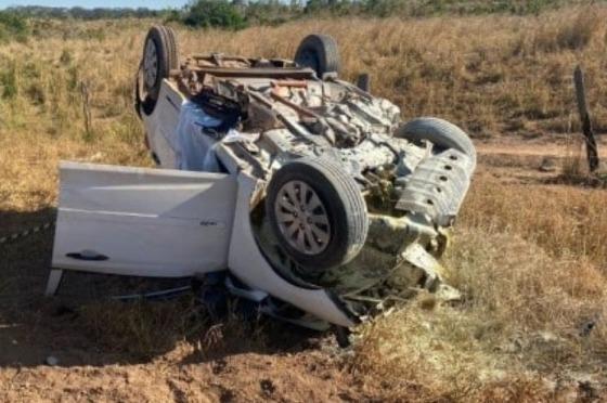 Acidente entre caminhonete e carro deixa um morto na MT-320