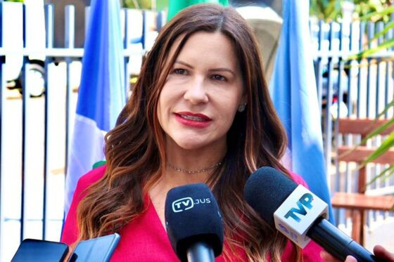 Pré-candidata à Prefeitura de Jaciara responde à ameaça de Bolsonaro por aliança com PT e PL