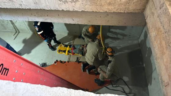 Mulher cai em fosso de obra em residencial de Cuiabá.