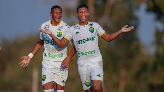 Cuiabá enfrenta Dom Bosco pelos estaduais de base.