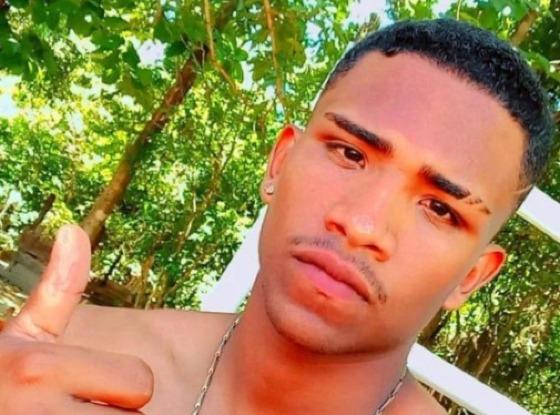 Jovem é encontrado morto por funcionários em residência de Nobres