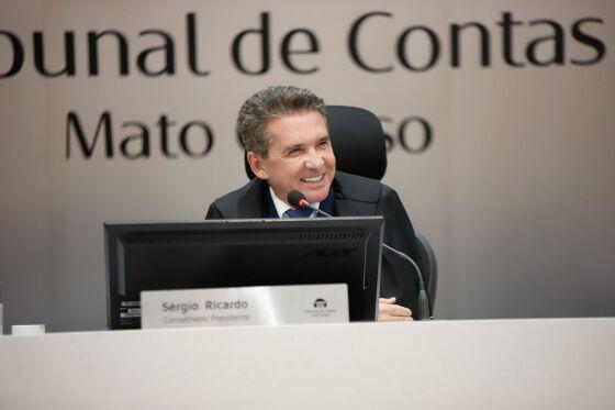 Governo perde na Justiça e Sérgio Ricardo continua como relator de processo sobre concessões da Sinfra