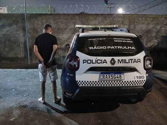 Jovem "torra" cartão de crédito de amigo e após briga esfaqueia vítima 