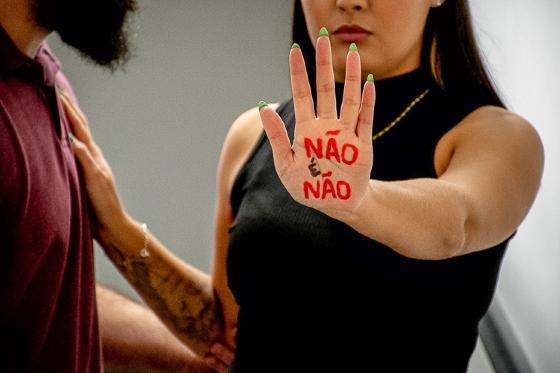 Várzea Grande implementa protocolo "Não é Não" em estabelecimentos para prevenção de violência contra a mulher