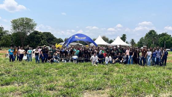 Dia de Campo conecta estudantes com a inovação e tecnologia do agronegócio.