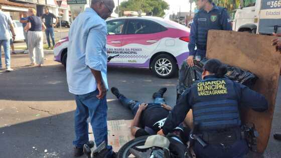 Motociclista fica ferido em acidente na rotatória da Arthur Bernardes em VG