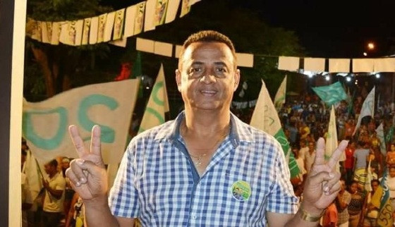 Ex-prefeito não desejava informar sua prisão para familiares 