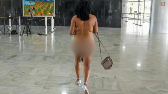 mulher pelada no planalto