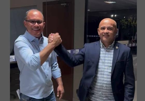 Deputado Fabinho (esquera) e presidente da Câmara de VG, Pedrinho