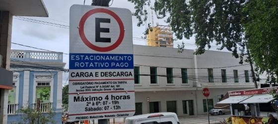 Entidade requeria suspensão da cobrança de estacionamento rotativo em Cuiabá