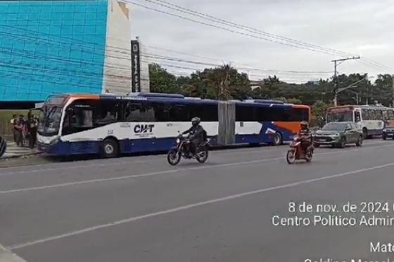 Ônibus articulado começa a circular em Várzea Grande