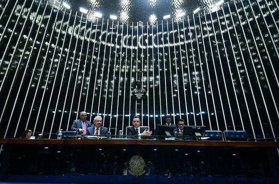 Parlamentares têm pressa para aprovar a proposta, já que desde agosto os pagamentos estão suspensos por determinação do Supremo 