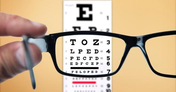 Decisão liminar proíbe realização de consultas e exames oftalmológicos realizados por optometrista