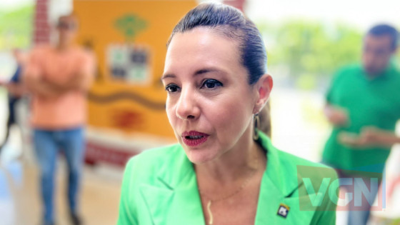 Flávia Moretti; Prefeita; 