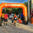 Filhos dão força para mãe durante maratona